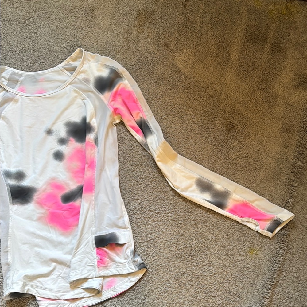 Lululemon Tie-Dye Long Sleeve Shirt - Picture 3 of 6